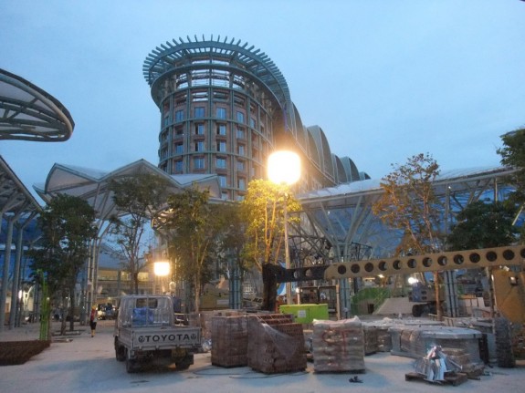 Construction of the Casino of Resort World Sentosa, Singapore